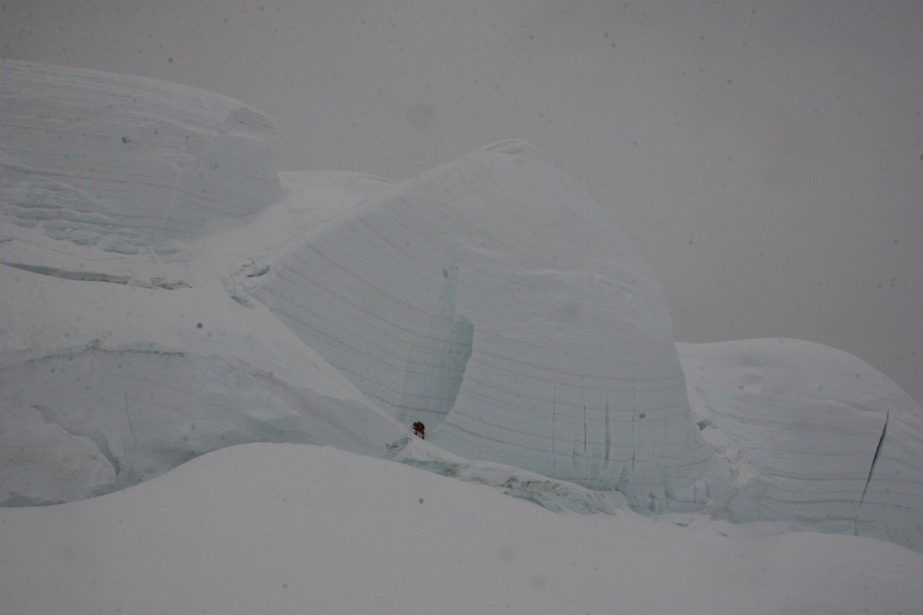 CAMP 3 - Seracs in C3 which is above the plateau of the first attempt.